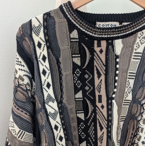 Vintage 90's Coogi Style Abstract Textured Chunky Crewneck Sweater In Black/Gray - Picture 2 of 10